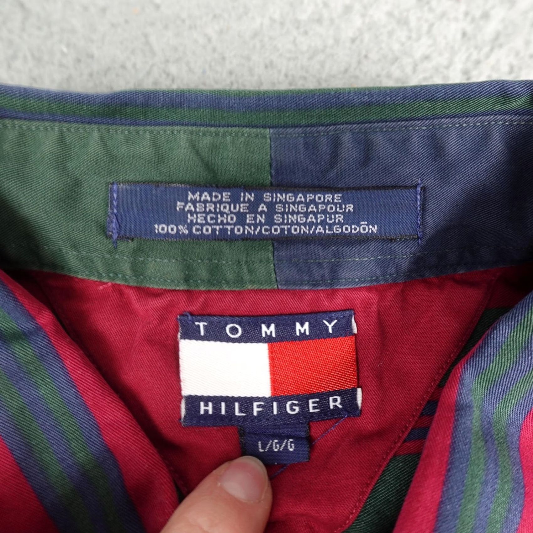 Tommy Hilfiger VINTAGE Tommy Hilfiger Shirt Mens L Stripe Button-Down Long Sleeve Crest 90s Retro Size US L / EU 52-54 / 3 - 2 Thumbnail