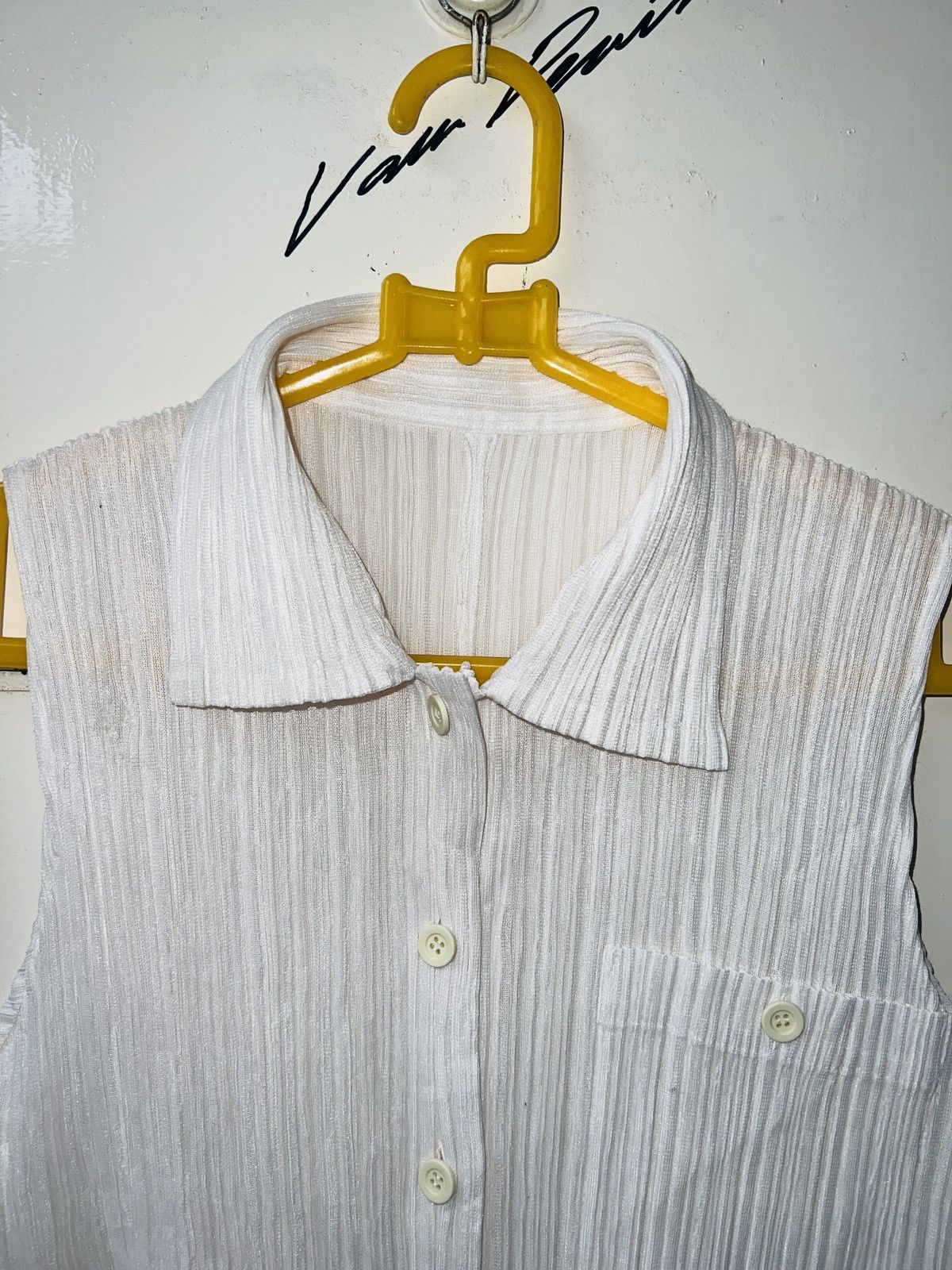 Pleats Please Issey Miyake ISSEY MIYAKE PLEATS PLEASE White Shirt Size US S / EU 44-46 / 1 - 8 Thumbnail