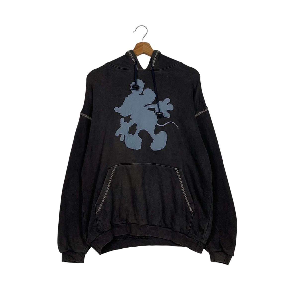 Japanese Brand Vintage Mickey Mousey Big Logo Pullover Hoodie Size US L / EU 52-54 / 3 - 10 Thumbnail