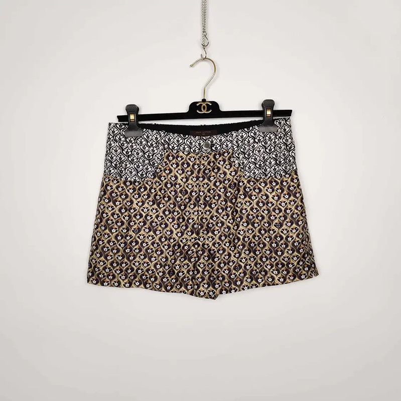 Louis Vuitton Louis Vuitton Brown Silk Women's Shorts 0089 Size 23" - 1 Thumbnail