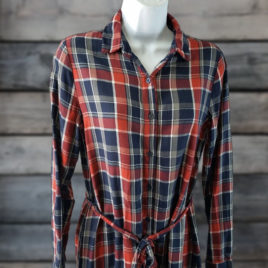 Banana Republic Banana Republic Shirt Dress Womens Size 4 Plaid Belted Long Sleeve Blue Red Shirt Dress Womens Size S / US 4 / IT 40 - 1 Thumbnail