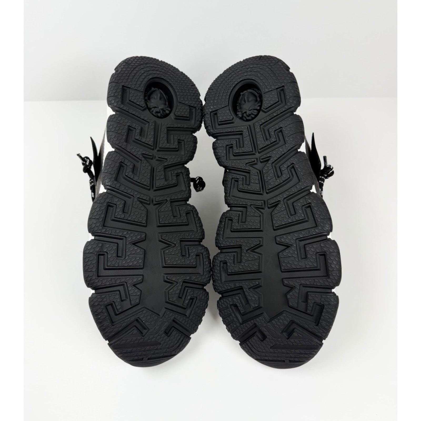 Versace Size 46EU/13US - Versace Trigreca Olive Green NEW! Size US 13 / EU 46 - 10 Thumbnail
