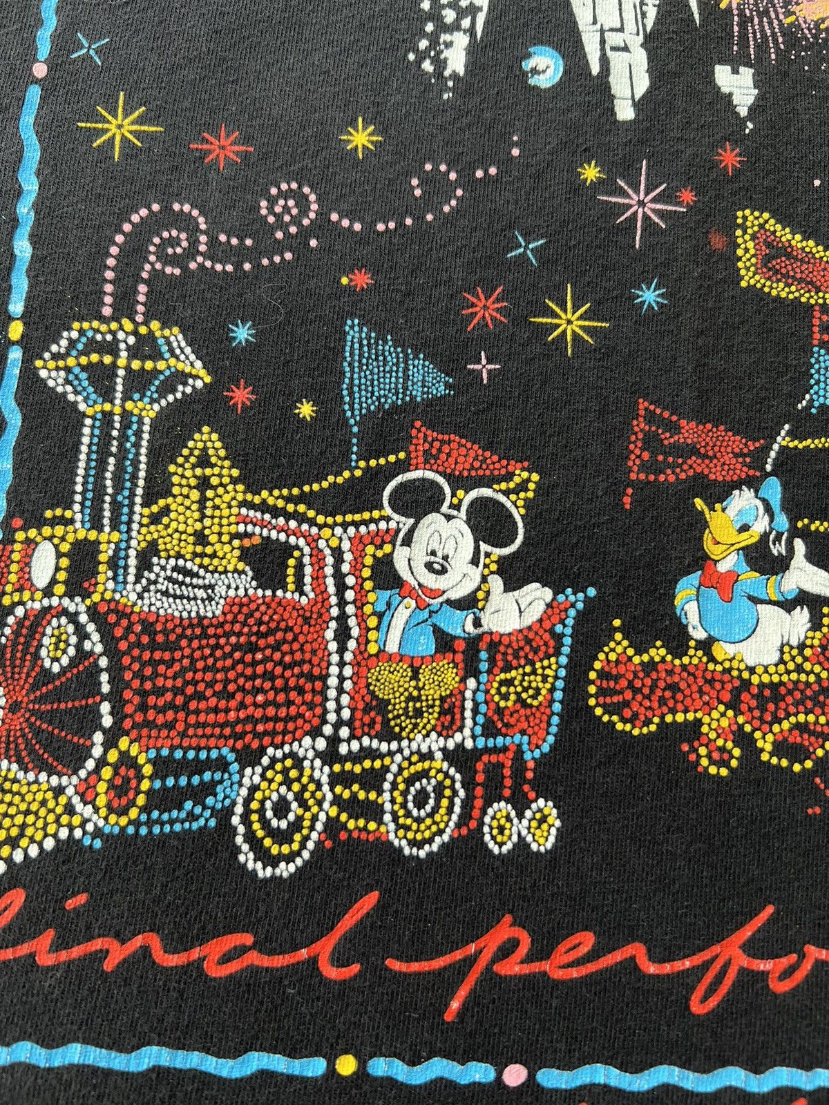 Disney Vintage 1991 Disney The Main Street Electrical Parade Tshirt Size US XL / EU 56 / 4 - 6 Thumbnail