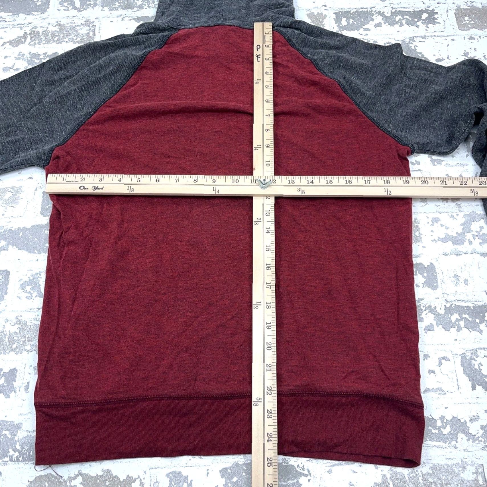 American Eagle Outfitters VINTAGE American Eagle Outfitters Shirt Men S Red Logo Knit Hoodie? Size US S / EU 44-46 / 1 - 7 Thumbnail