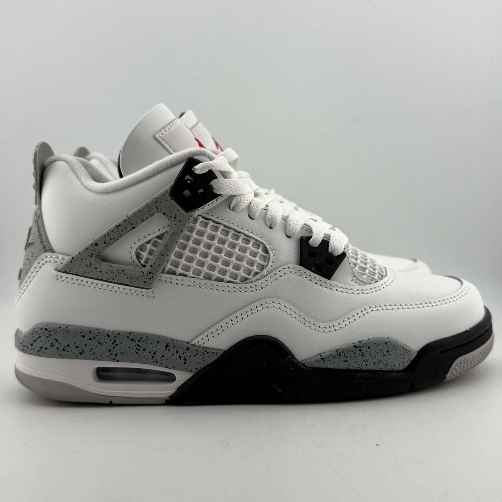 Jordan Brand Jordan 4 White Cement 5.5Y Used OG Box Size US 5.5 / EU 38 - 4 Thumbnail