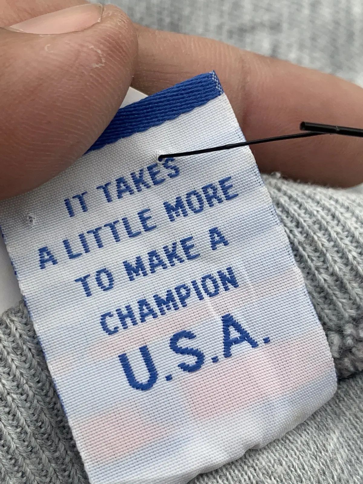 Champion CHAMPION 3 LINE SPELLOUT LOGO. Size US L / EU 52-54 / 3 - 6 Thumbnail