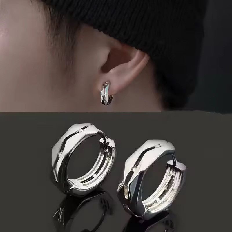 Jewelry 10 mm Small Hoop Earrings for Men Women Streetwear Size ONE SIZE - 1 Thumbnail
