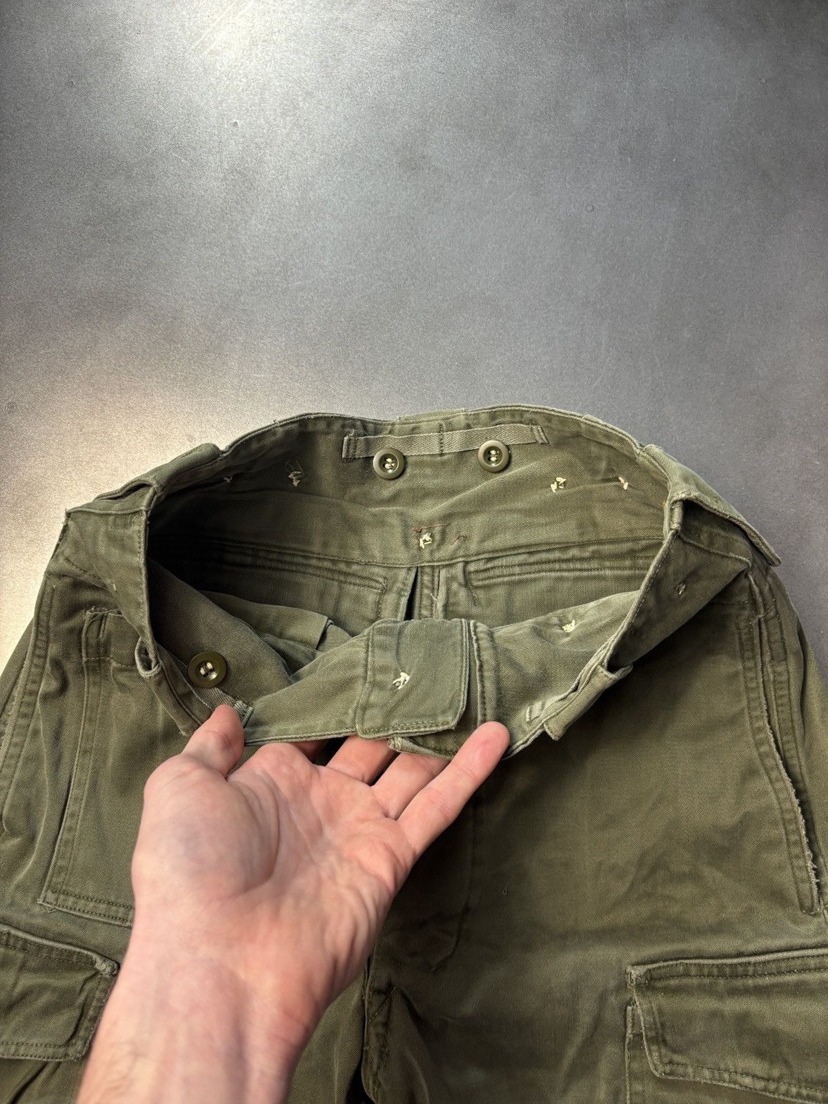 Vintage 1960s Vintage Dutch Military Cargo Shorts Heavy Duty Utility Size US 26 / EU 42 - 7 Thumbnail