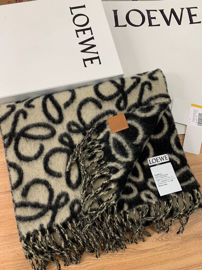 LOEWE Brand logo Wool yarn scarf