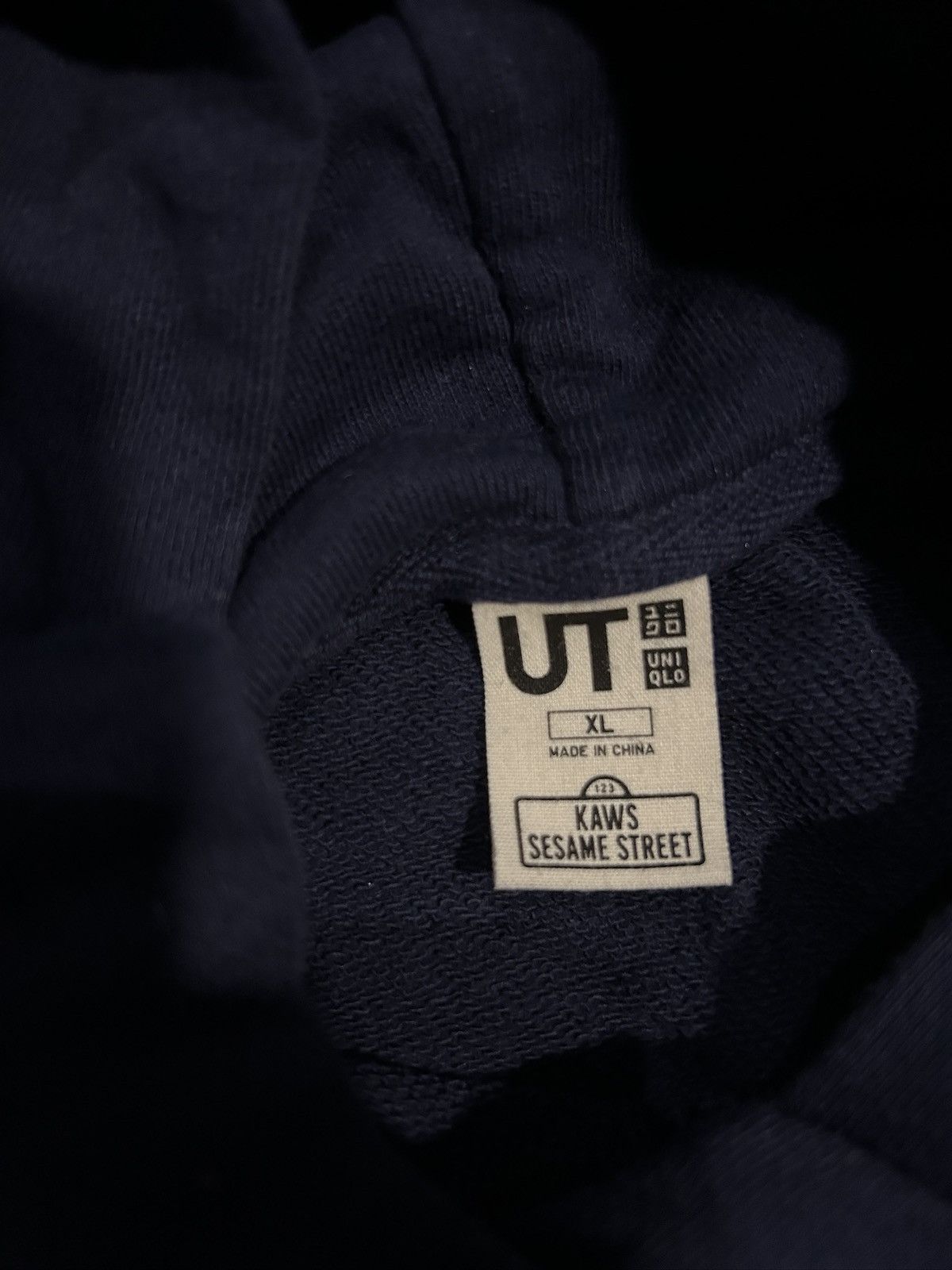 Kaws × Uniqlo Uniqlo X KAWS X Sesame Street Hoodie Size XL / US 12-14 / IT 48-50 - 4 Thumbnail