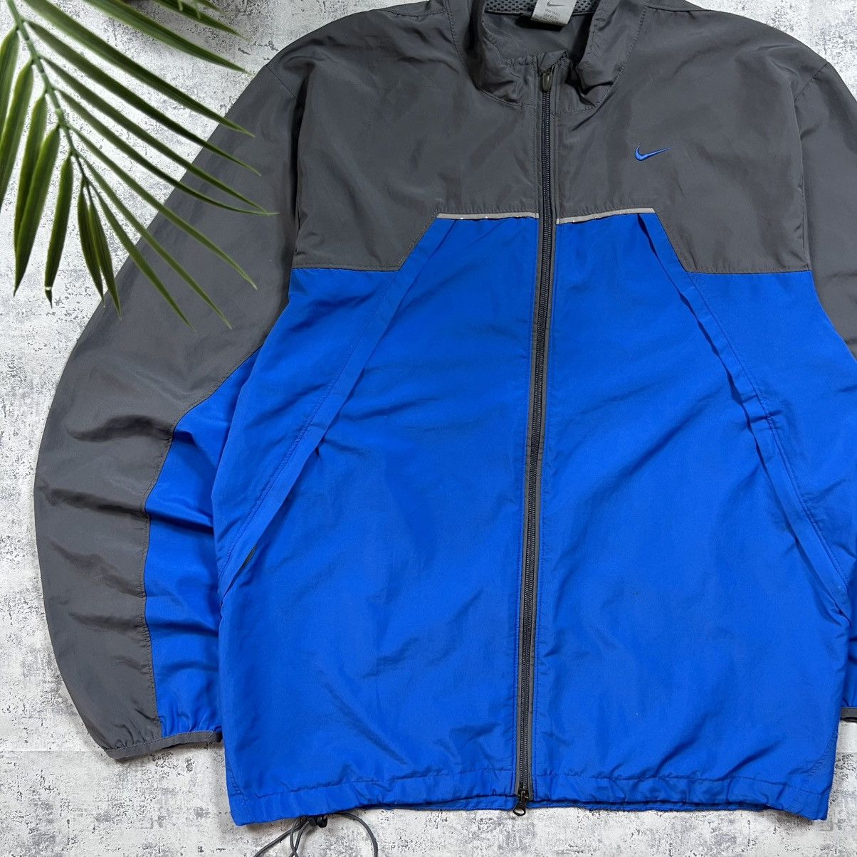 Nike 90s Nike Swoosh Vintage Gorpcore Windbreaker Jacket Size US L / EU 52-54 / 3 - 2 Thumbnail