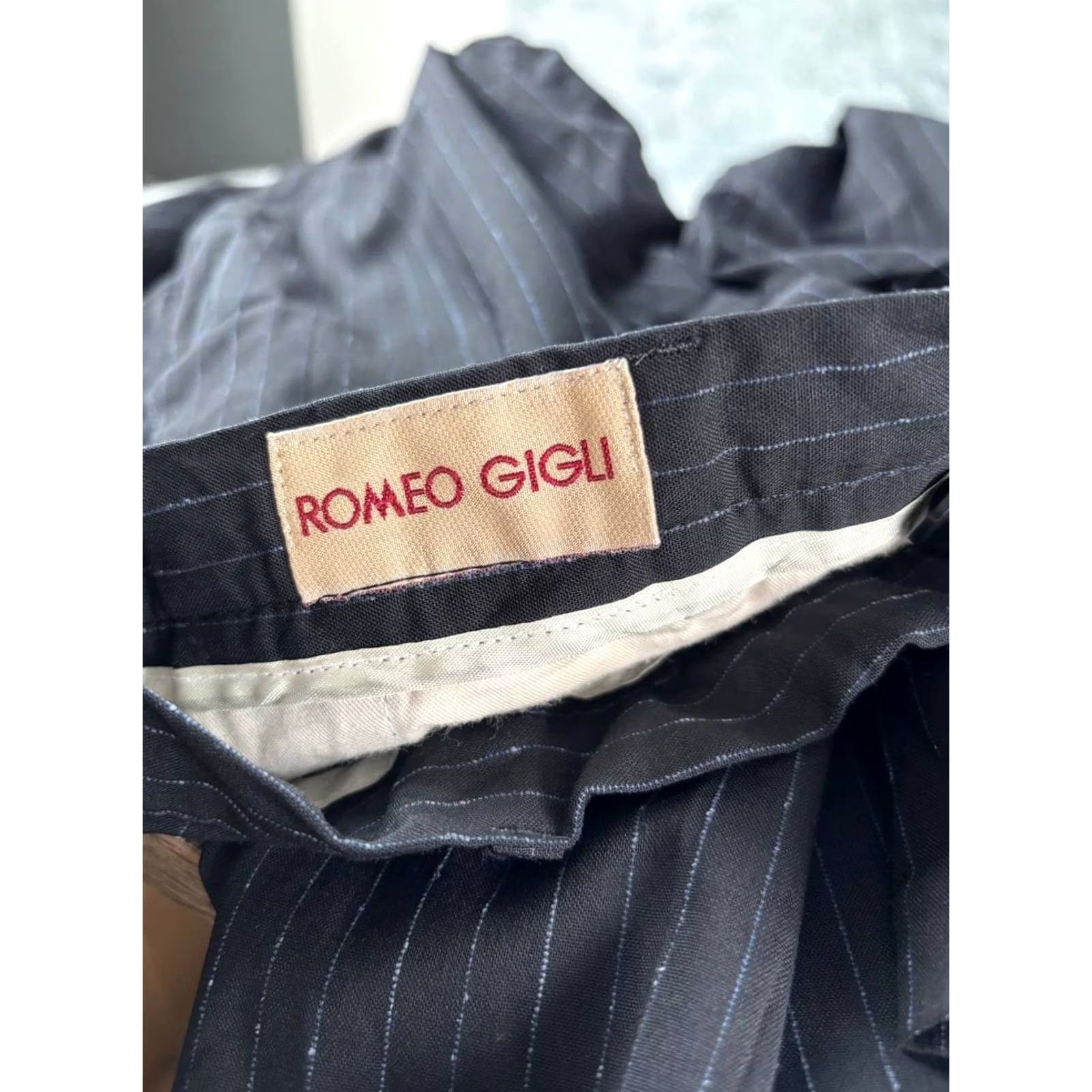 Romeo Gigli Romeo Gigli Pants Womens Size 36 Black Striped Bemberg Cupro Casual Straight Leg Size 34" / US 12 / IT 48 - 3 Thumbnail