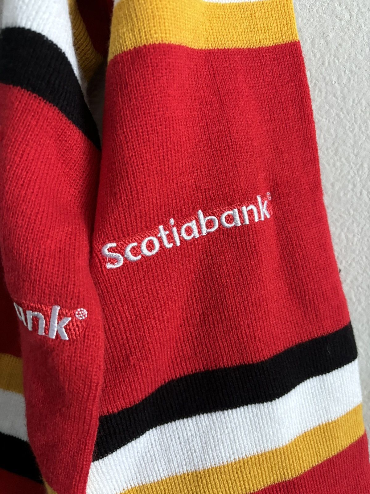 Vintage Calgary Flames NHL Winter Scarf Size ONE SIZE - 5 Thumbnail