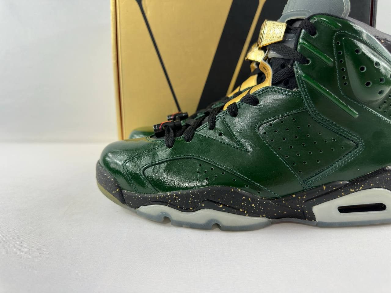 Nike Nike Air Jordan 6 Retro 'Champagne Bottle' 2014 384664-350 Size US 8 / EU 41 - 8 Thumbnail
