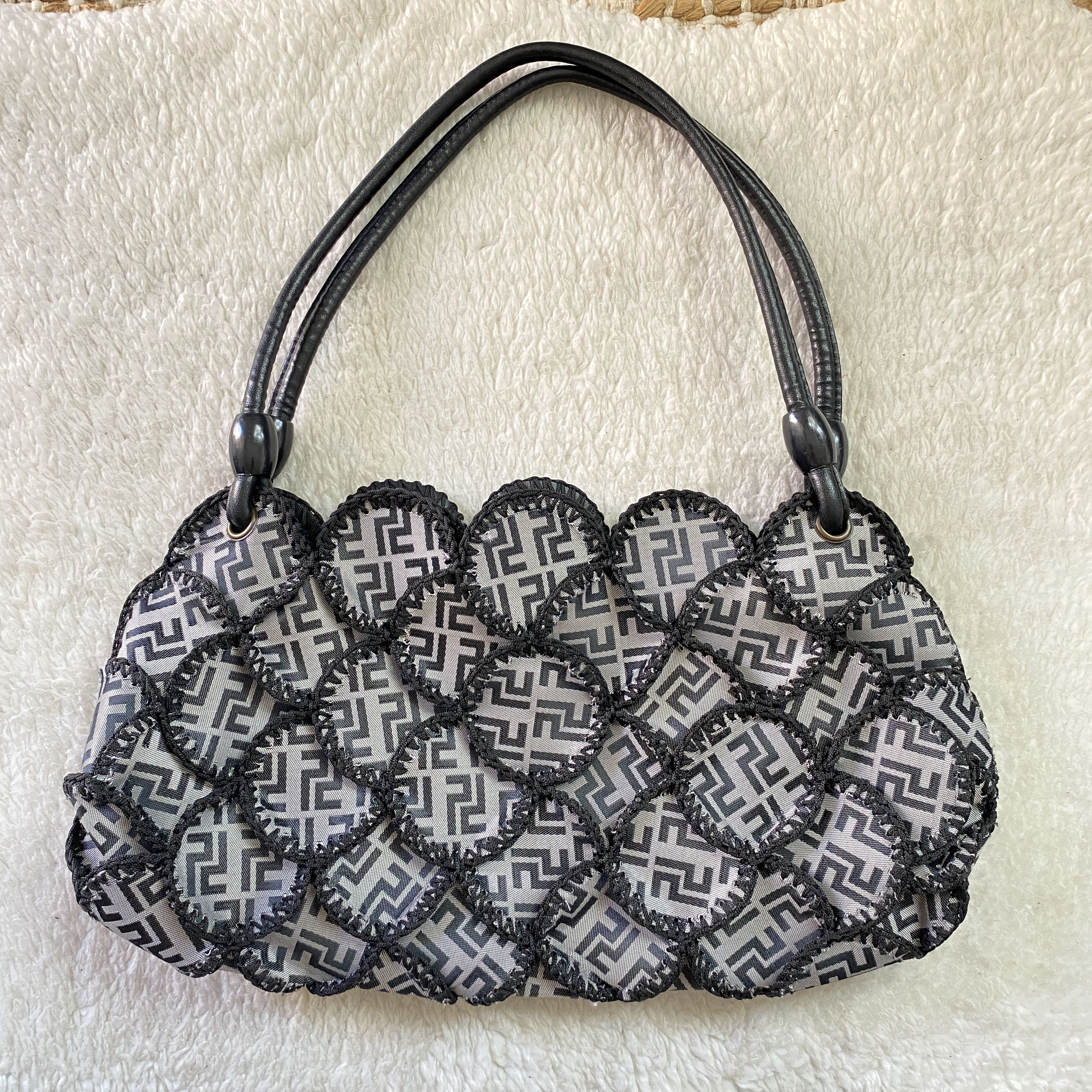 Other Vintage Smocked Patchwork Faux Leather Shoulder Bag Size ONE SIZE - 4 Thumbnail