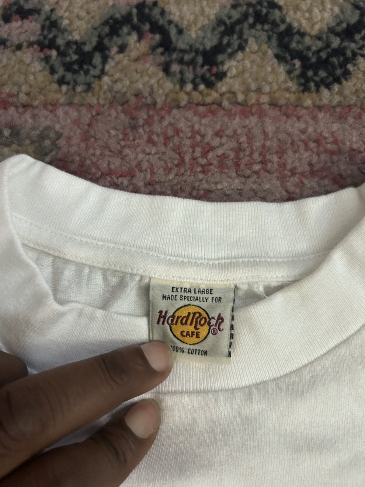 Vintage Vintage 90s Hard Rock Cafe Shanghai T Shirt Size XL Size US XL / EU 56 / 4 - 3 Thumbnail