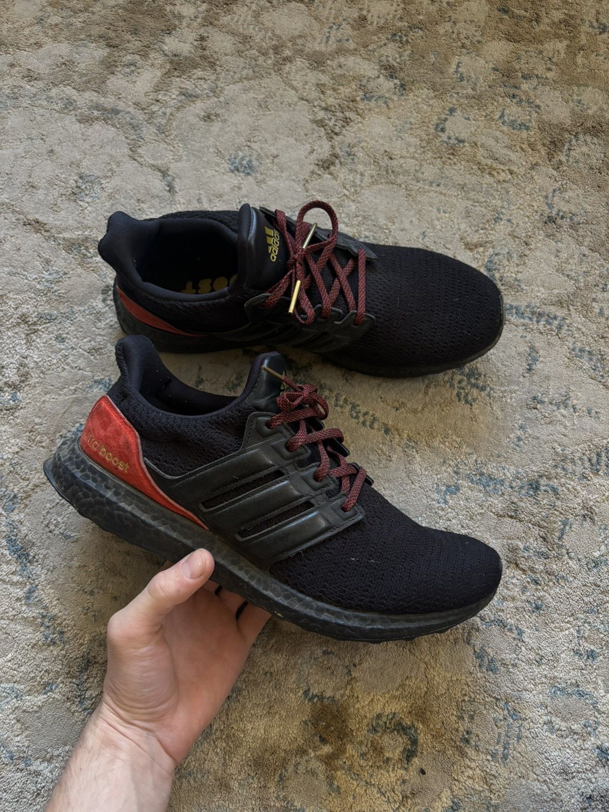 Adidas Men’s 11.5 DNA black red Adidas Ultraboost FW4899 Size US 11.5 / EU 44-45 - 1 Thumbnail