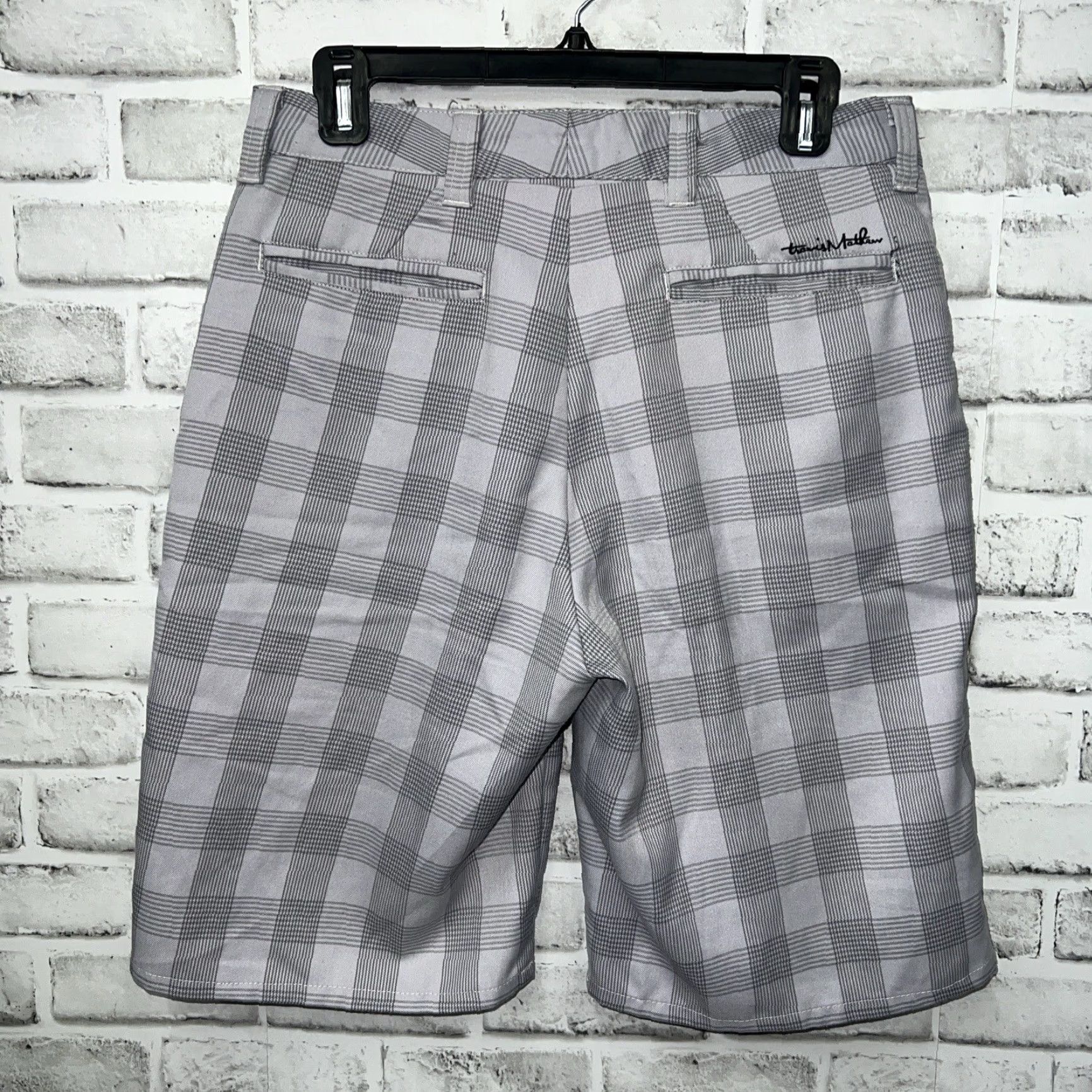 TravisMathew Travis Mathew Gray Plaid Shorts Mens Size 30 Chino Regular Fit Size US 30 / EU 46 - 4 Thumbnail