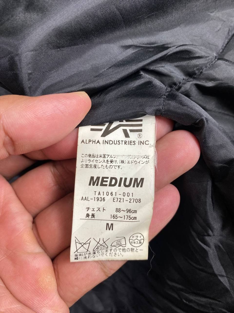 Alpha Industries vintage alpha industries long bomber jacket nice design Size US M / EU 48-50 / 2 - 10 Thumbnail