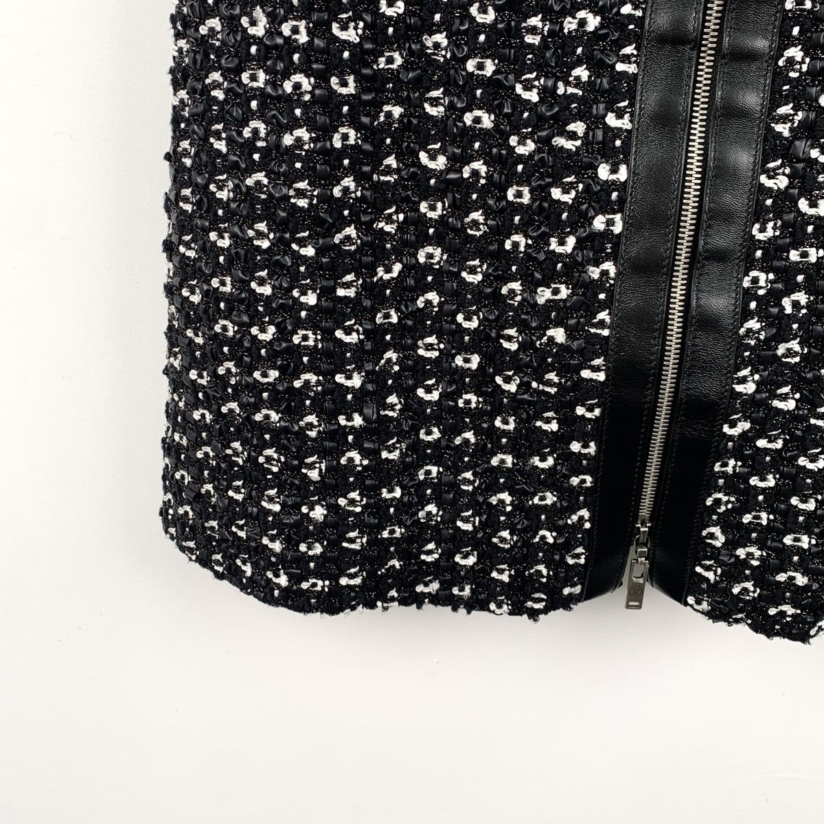 Louis Vuitton Louis Vuitton 22 Black Chain Sleeveless Tweed Dress K26WX Size S / US 4 / IT 40 - 4 Thumbnail