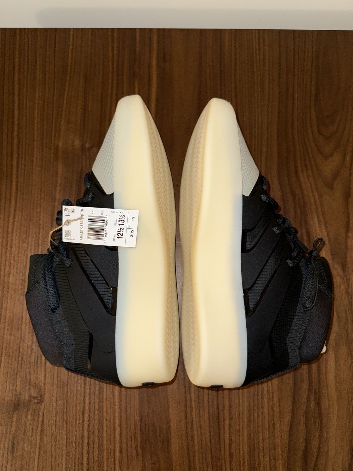 Adidas × Fear of God Fear of God x Adidas Athletics 1 Basketball Size US 12.5 / EU 45-46 - 9 Thumbnail