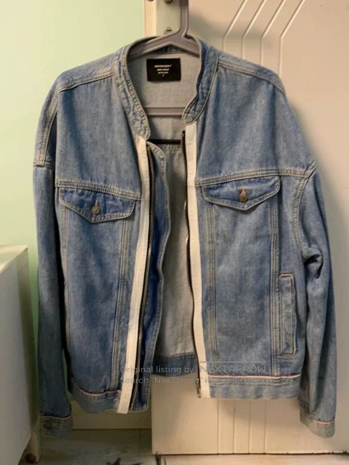 Japanese Brand Zippered Denim Jacket with White Stripe. Size US M / EU 48-50 / 2 - 1 Thumbnail