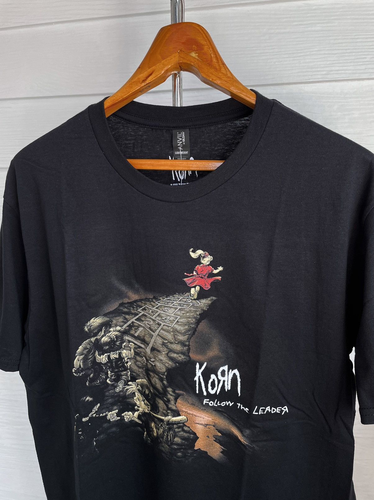 Band Tees KORN FOLLOW THE LEADER ALBUM (2022) Size US L / EU 52-54 / 3 - 2 Thumbnail
