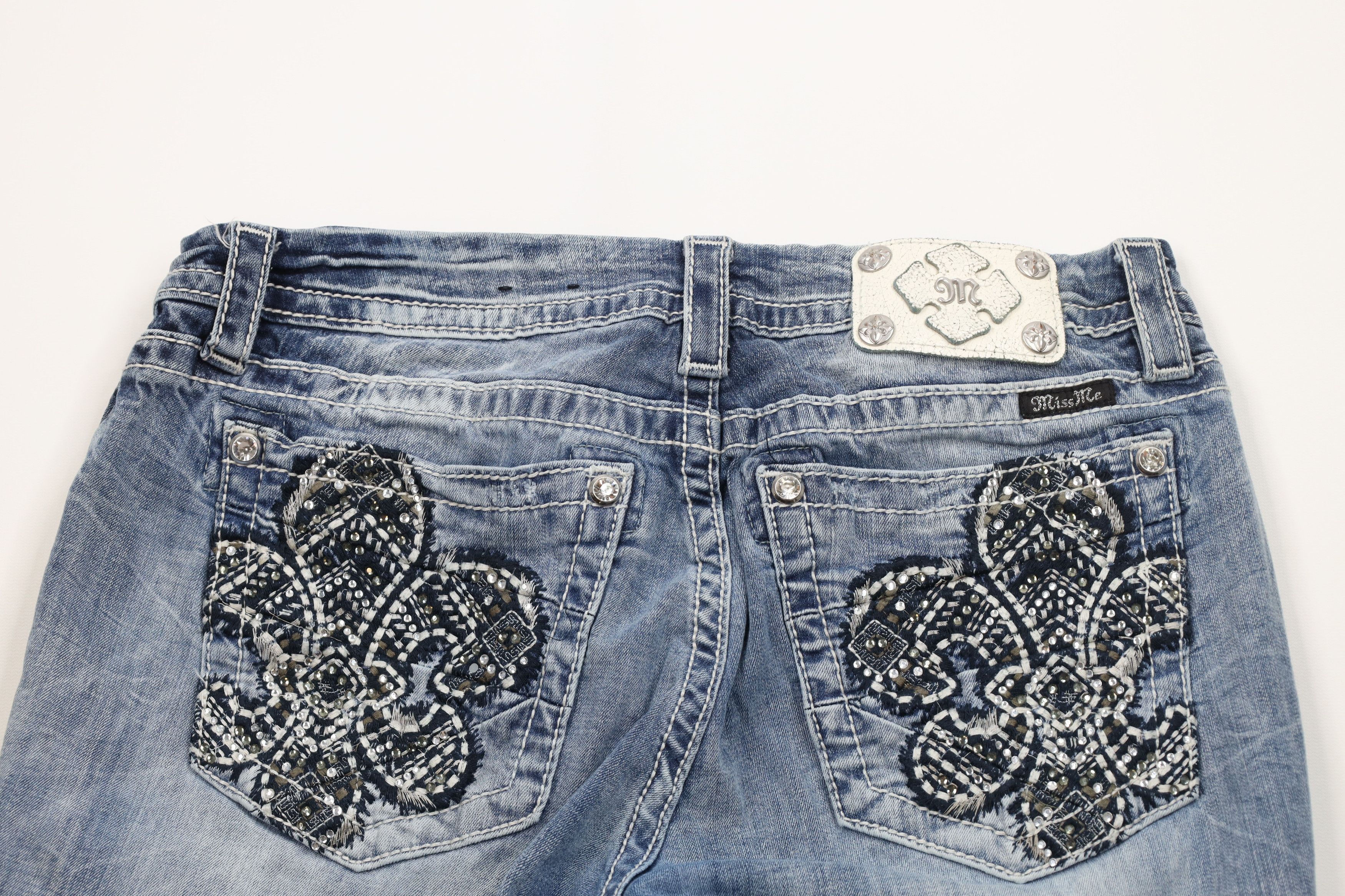 Miss Me Miss Me Stitch Fleur de Lis Jeweled Mid Rise Easy Crop Jeans Size 31" - 10 Thumbnail