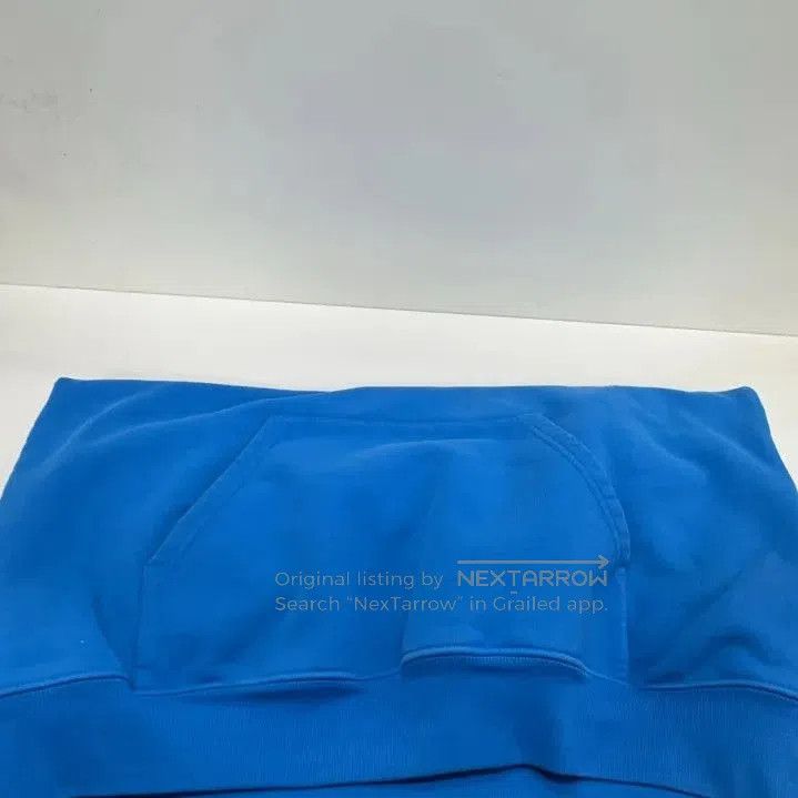 Balenciaga Balenciaga Logo Hooded Sweatshirt in Blue. Size US M / EU 48-50 / 2 - 5 Thumbnail