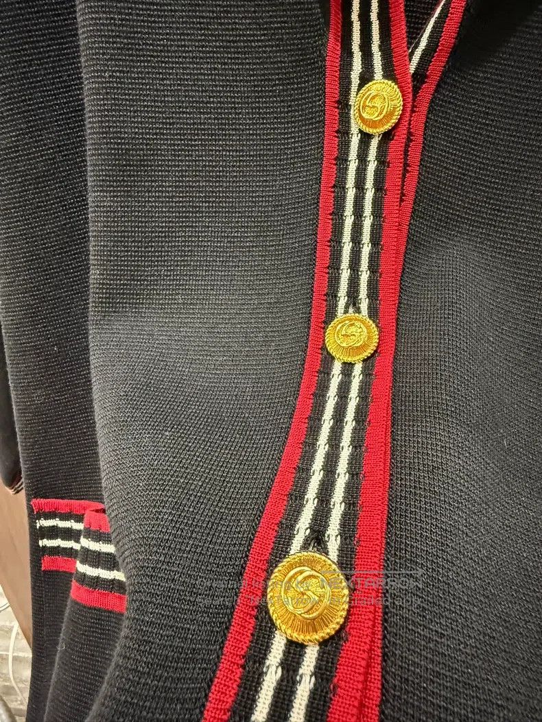 Gucci Gucci Red and white striped knitted cardigan coat Size XS / US 0-2 / IT 36-38 - 5 Thumbnail