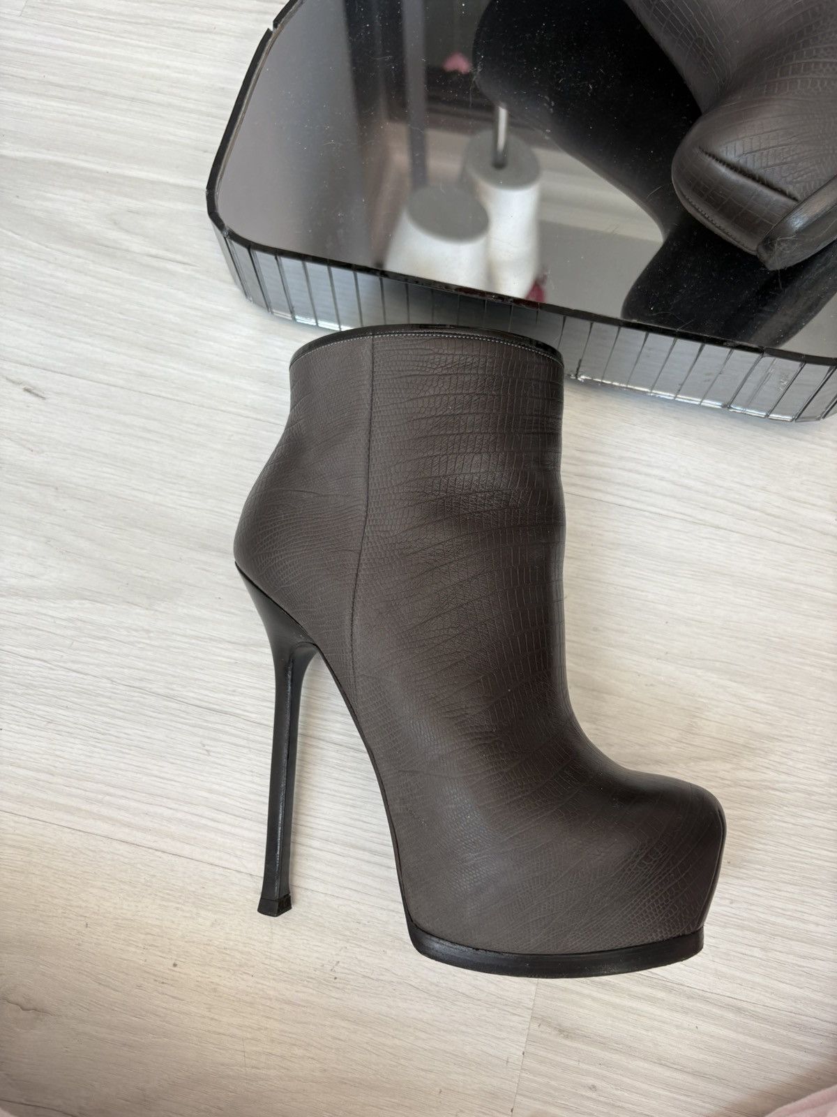 Yves Saint Laurent YSL Tribtoo boots Size US 6.5 / IT 36.5 - 11 Thumbnail