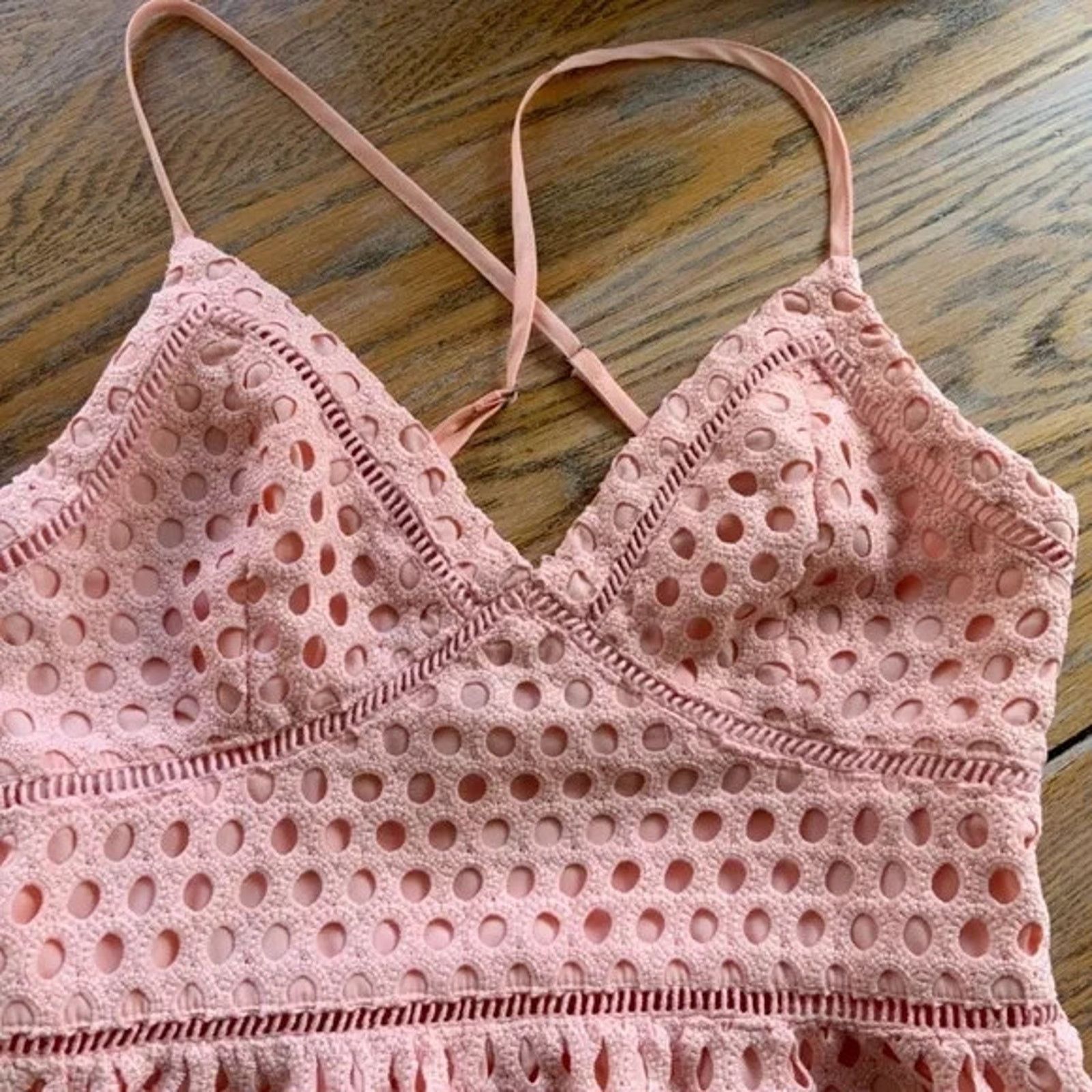 Abercrombie & Fitch ABERCROMBIE & FITCH CORAL EYELET CROCHET SUMMER DRESS SZ M Size M / US 6-8 / IT 42-44 - 7 Thumbnail