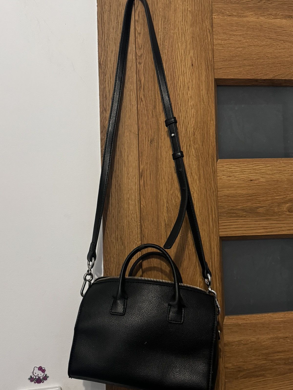 Juicy Couture Juicy Couture Black Faux Leather Barrel Bag Silver Studded Size ONE SIZE - 18 Thumbnail