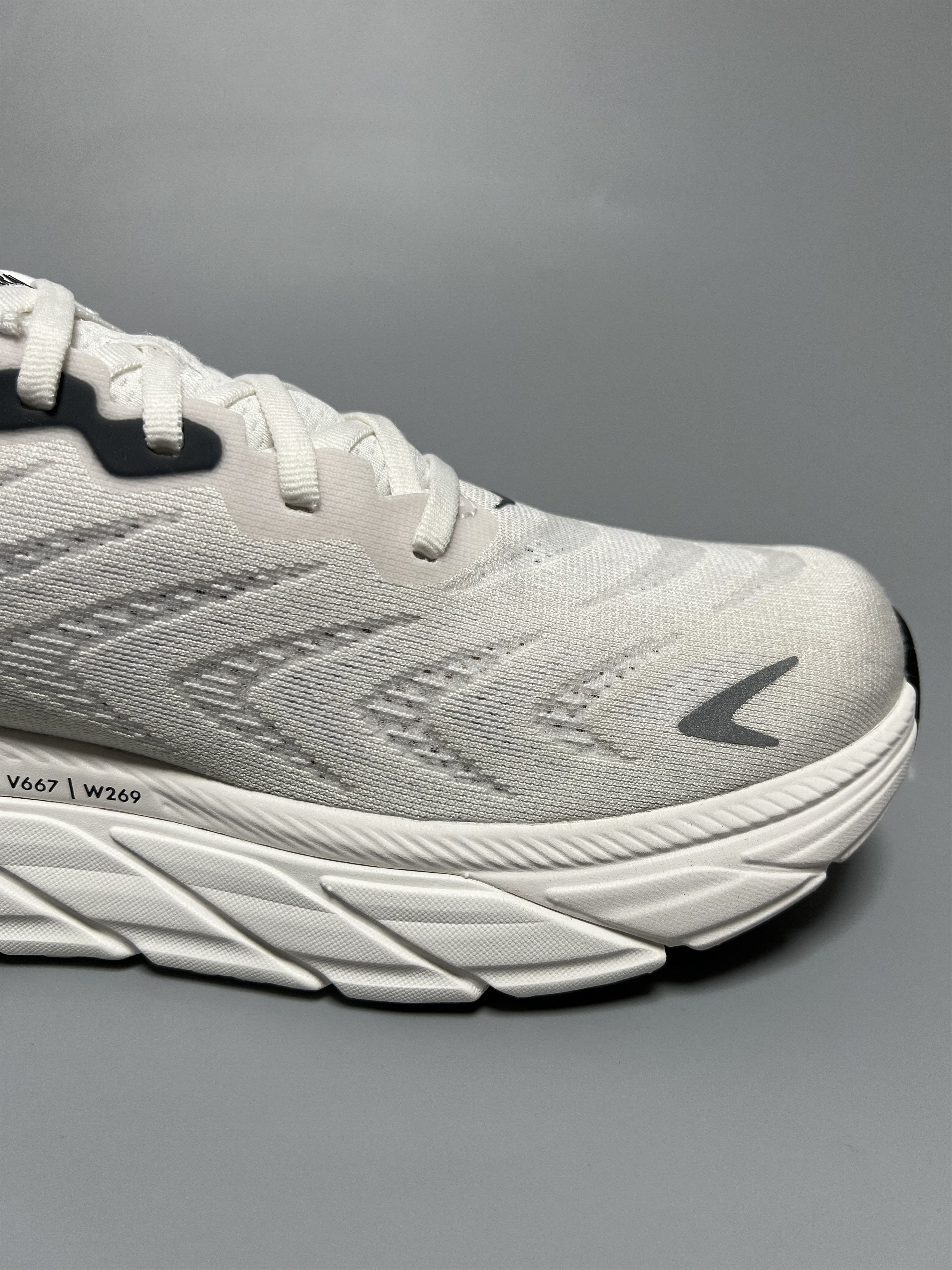 Hoka 9.5 EE Hoka One One Arahi 6 Wide Running Shoes 1123196-BDBSW Size US 9.5 / EU 42-43 - 7 Thumbnail