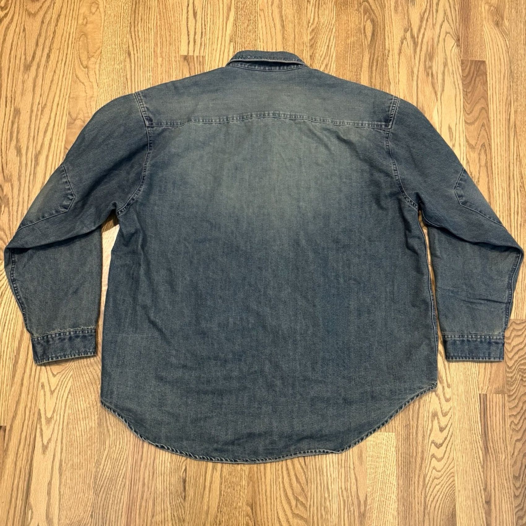 Bugle Boy VINTAGE Bugle Boy Denim Long Sleeve Shirt Jacket Men’s XL Blue Snaps Button-Up 80s 90s Retro City Shirt Mens XL Blue Denim Size US XL / EU 56 / 4 - 6 Thumbnail