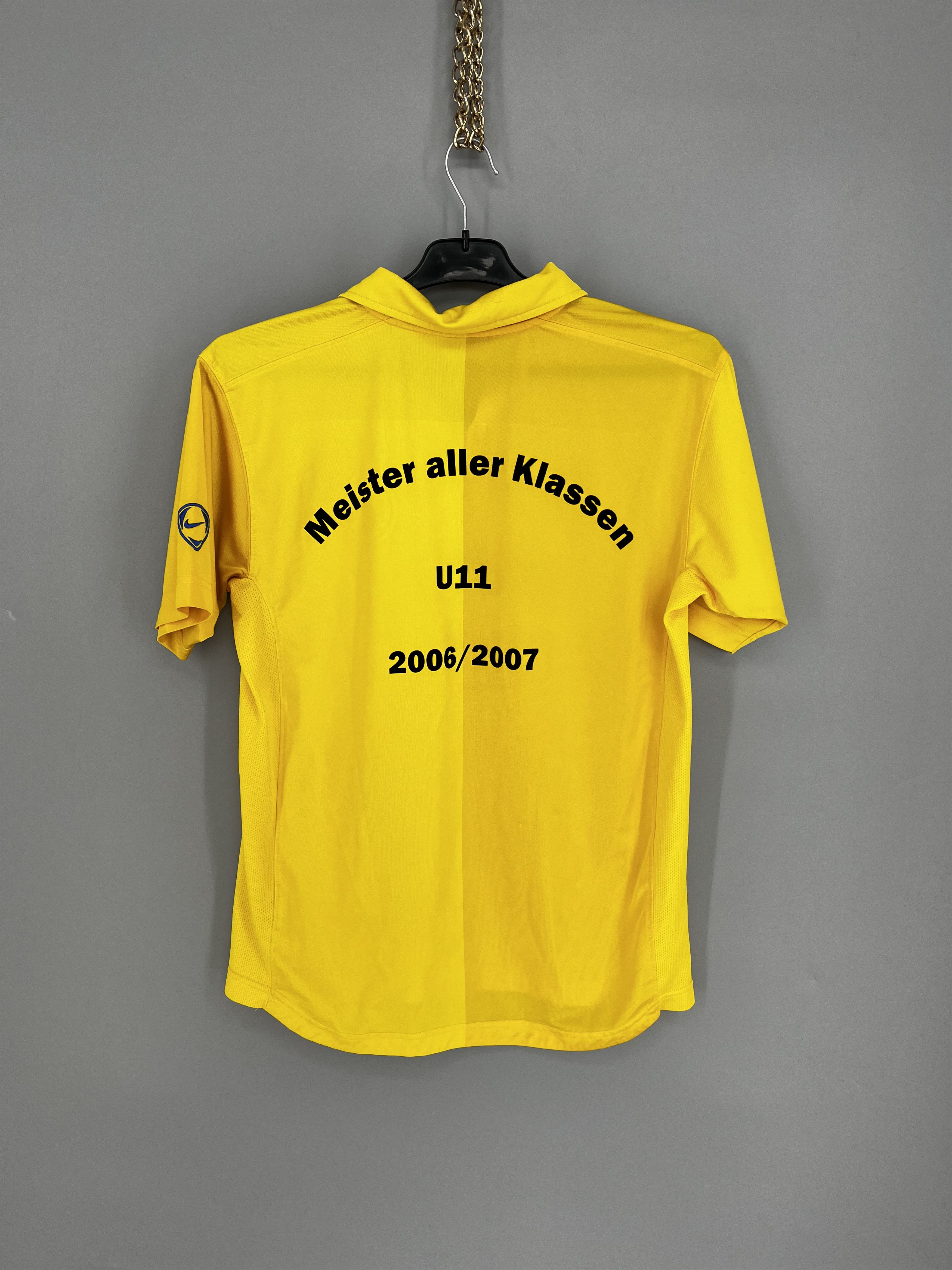 Nike Vintage Nike Rot Weiss Essen RWE Yellow Rare Jersey Shirt Size US XS / EU 42 / 0 - 14 Thumbnail