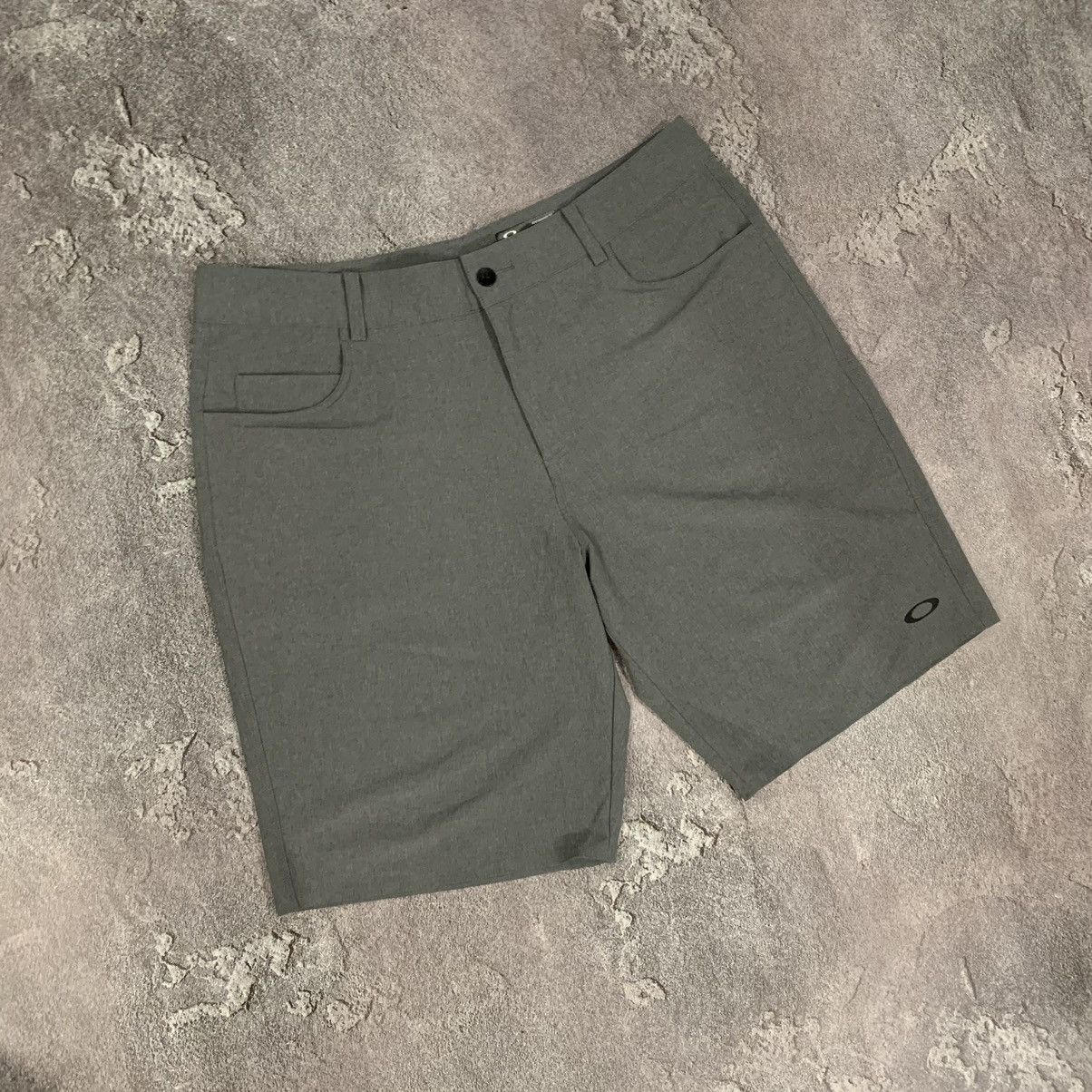 Oakley Oakley Men’s Shorts Size 38 Size US 38 / EU 54 - 2 Thumbnail