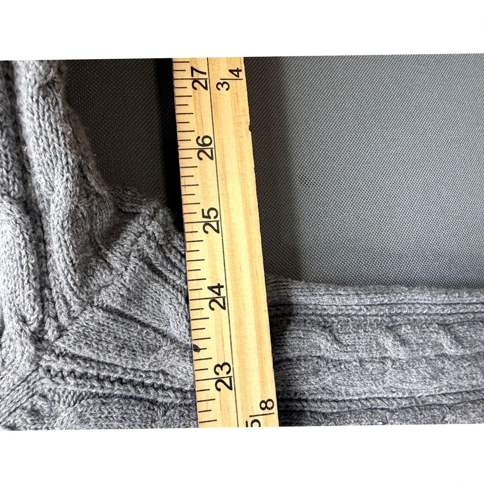 Vintage St. John's Bay Sweater Womens Gray Cable Knit V-Neck Pullover 3X Size XXL / US 16-18 / IT 52-54 - 5 Thumbnail