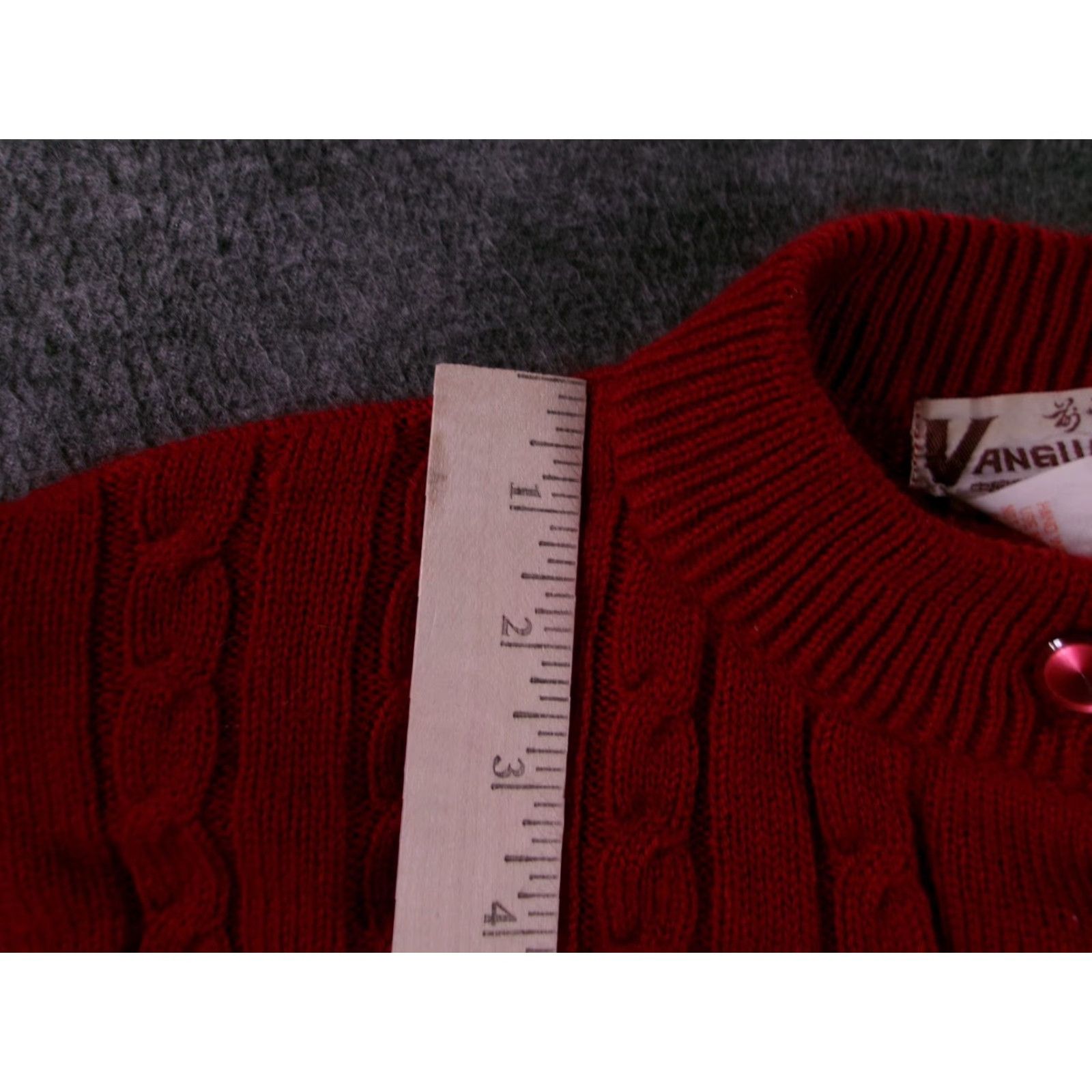 Vintage VINTAGE Vanguard Cardigan Sweater Womens 38 Cable Knit Long Sleeve Button Front Red Women's Sizes Regular Crew Neck Ribbed Cuffs Buttons Size XS / US 0-2 / IT 36-38 - 4 Thumbnail