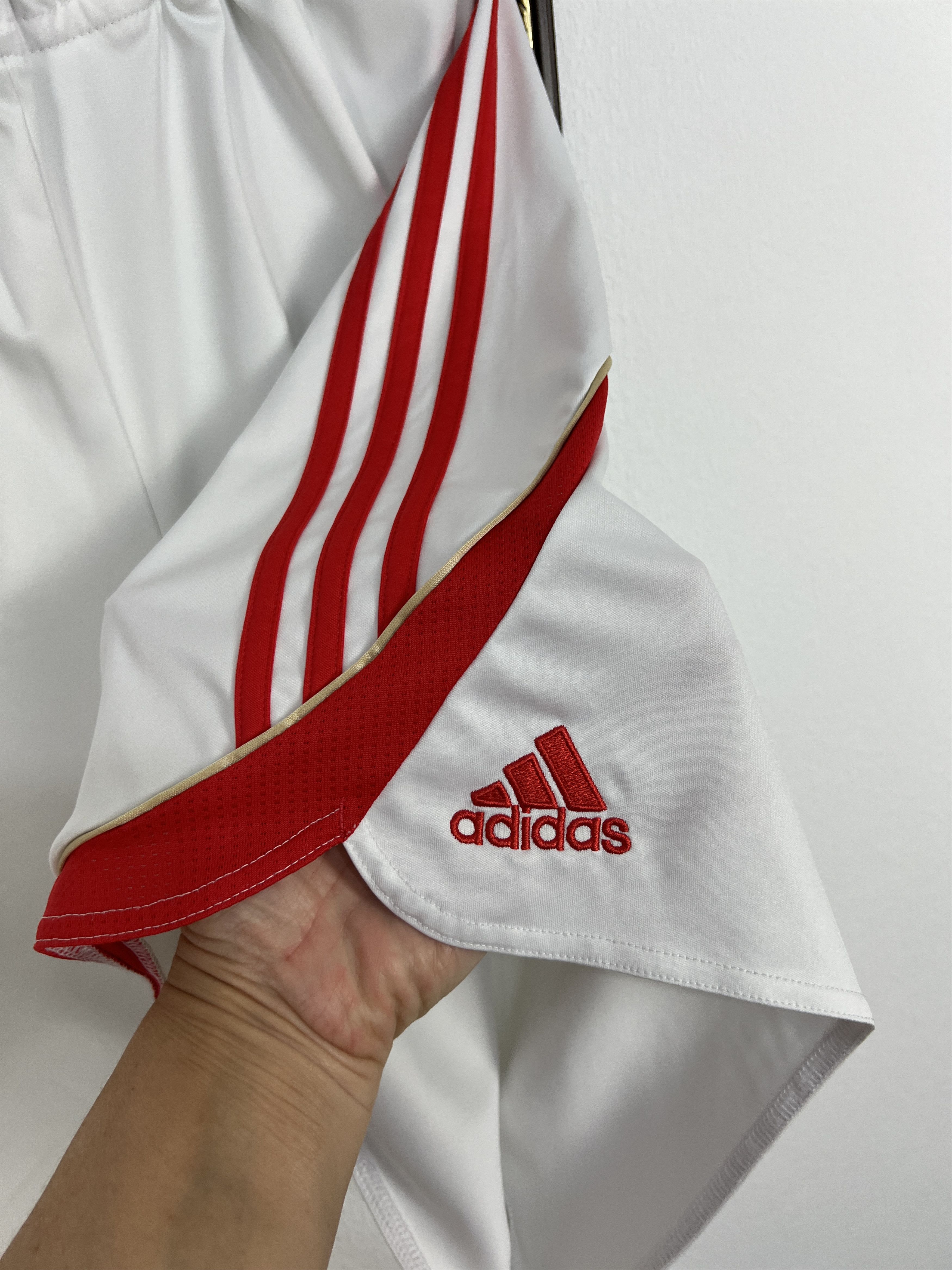 Adidas Vintage Adidas Benfica Football White Shorts Soccer 2XL Size US 38 / EU 54 - 3 Thumbnail