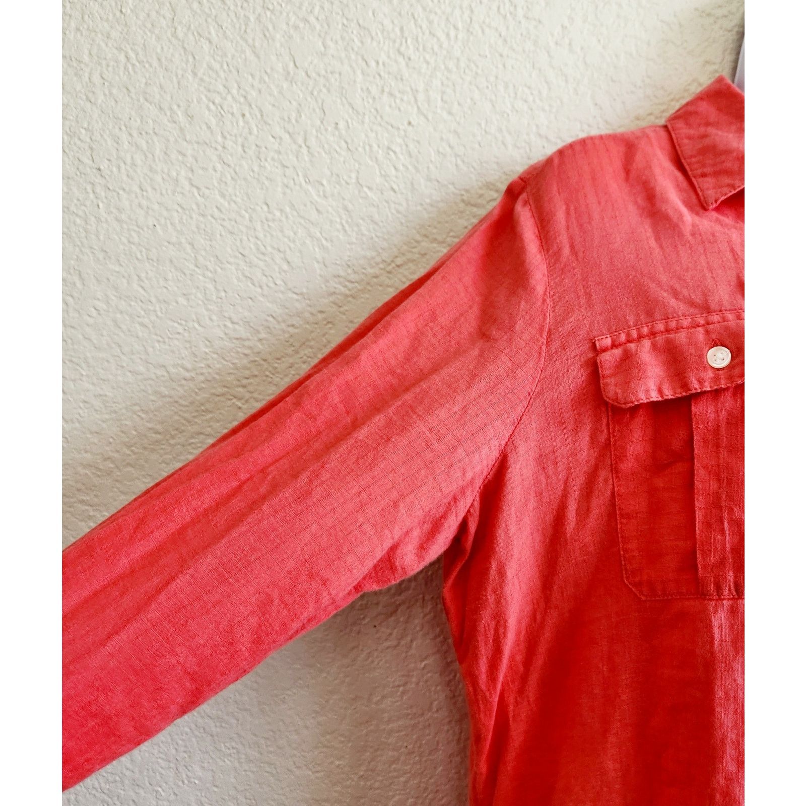 Old Navy Old Navy Coral 5 Button Collard Top Large Lightweight Size L / US 10 / IT 46 - 2 Thumbnail