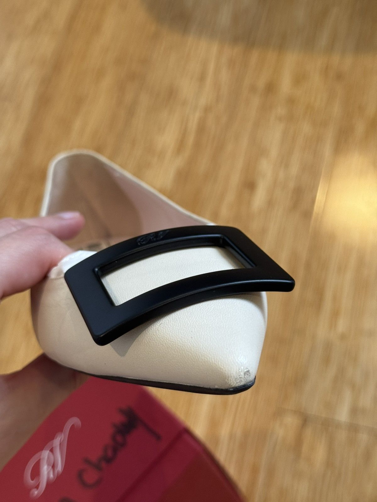 Roger Vivier Roger Vivier Gommettine Ballerinas in Leather Size US 6 / IT 36 - 10 Thumbnail