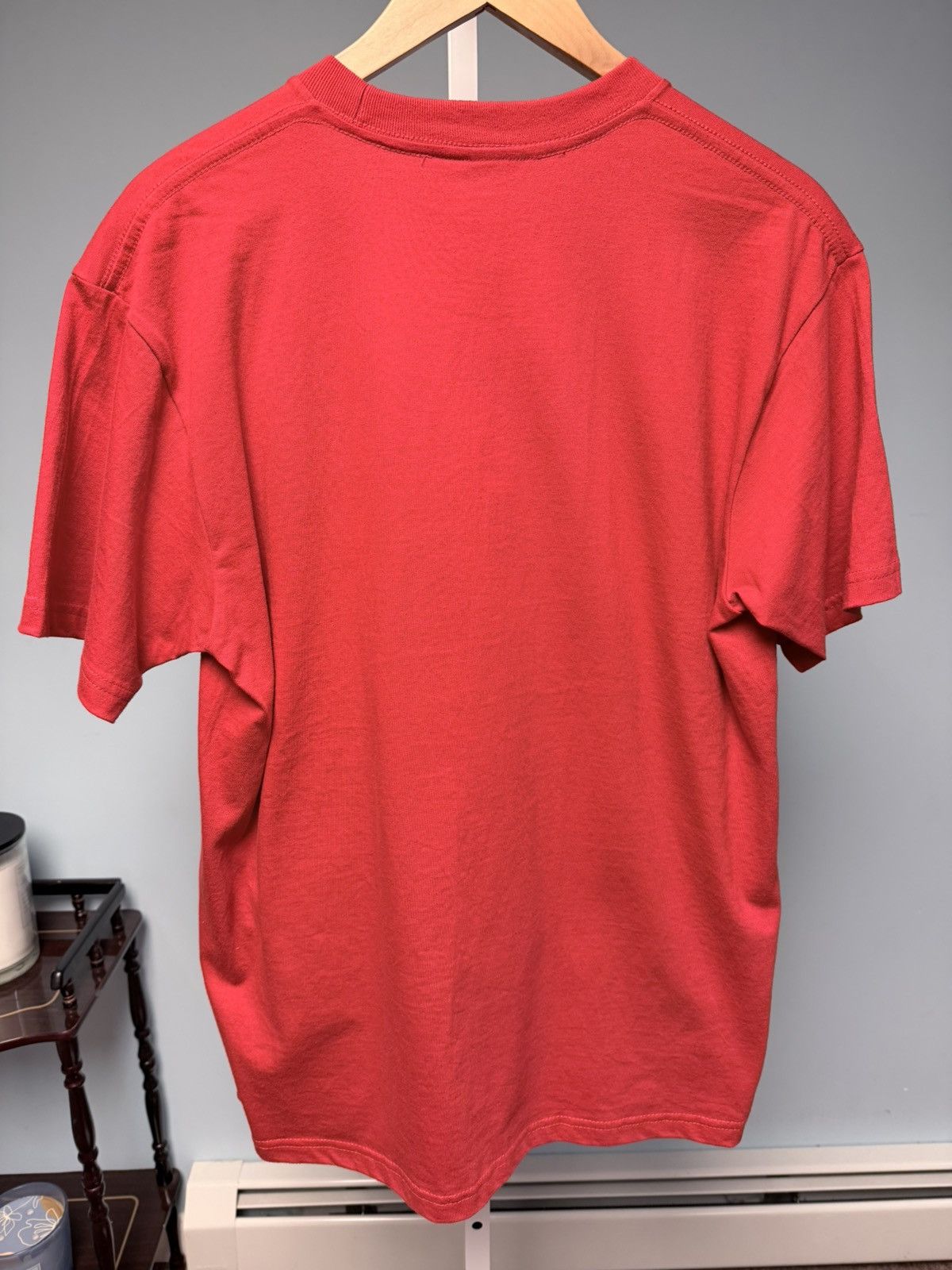 Supreme Supreme Tupac Hologram Shirt Red size M Size US M / EU 48-50 / 2 - 4 Thumbnail