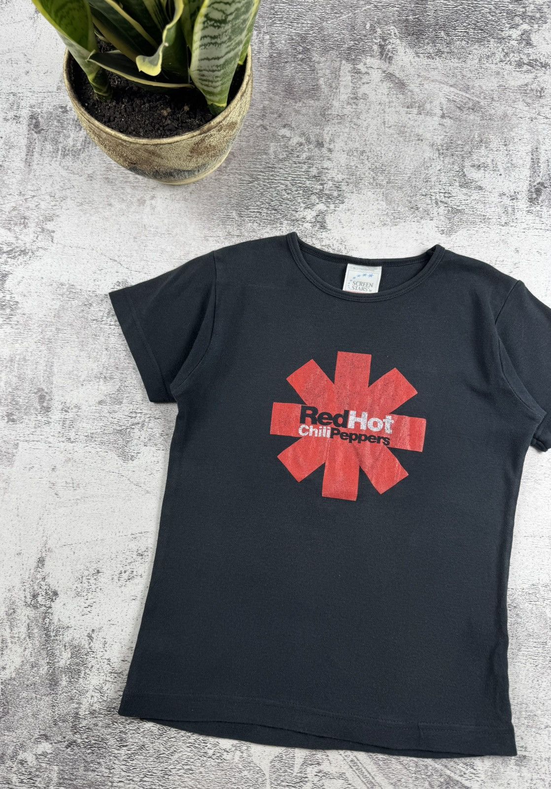 Band Tees Vintage Red Hot Chili Peppers RHCP Y2K 90S T Shirt Tee Top Size S / US 4 / IT 40 - 2 Thumbnail