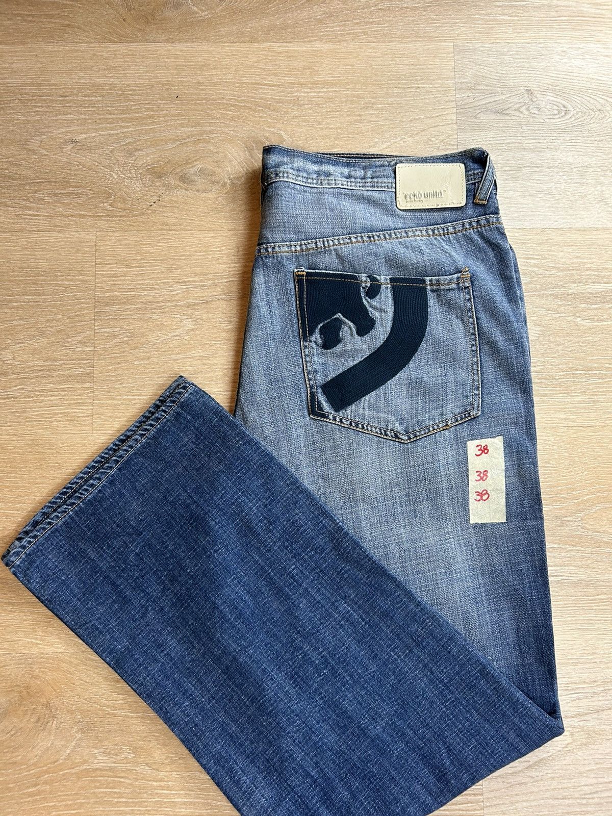 Image of Ecko Unltd Y2K Ecko Baggy Jeans in Medium Blue, Men's (Size 38)