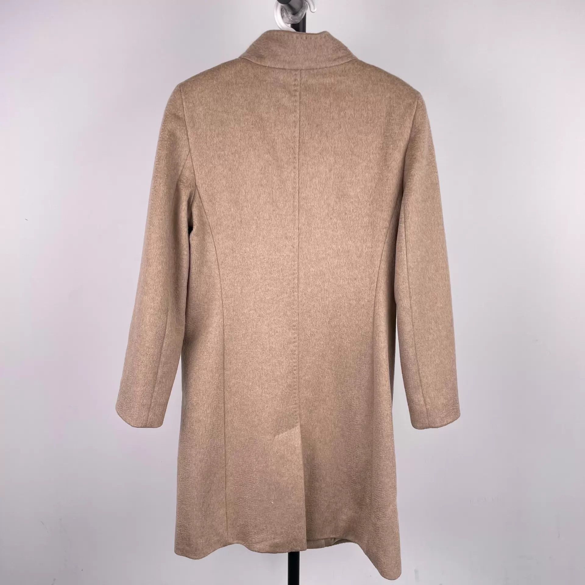 Max Mara Max Mara Women's Camel Cashmere Coat 155/80A Size XS / US 0-2 / IT 36-38 - 2 Thumbnail