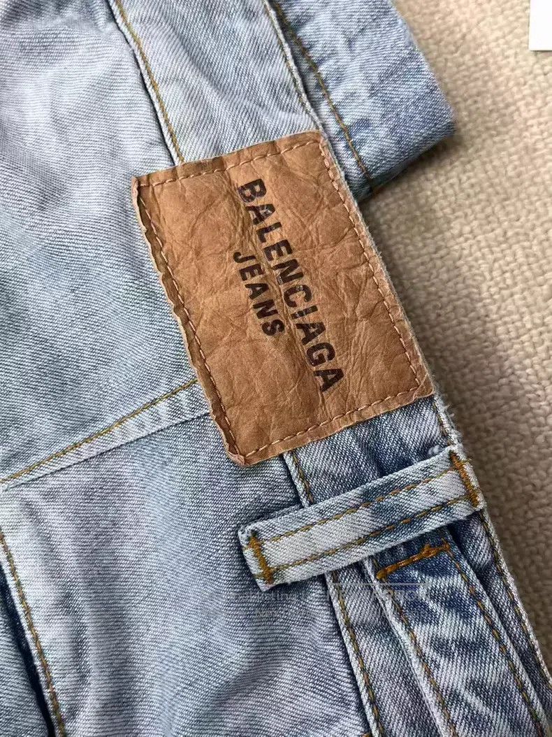Balenciaga Balenciaga size S Washed Effect Big Pocket Mid Waist Denim Size 23" - 3 Thumbnail