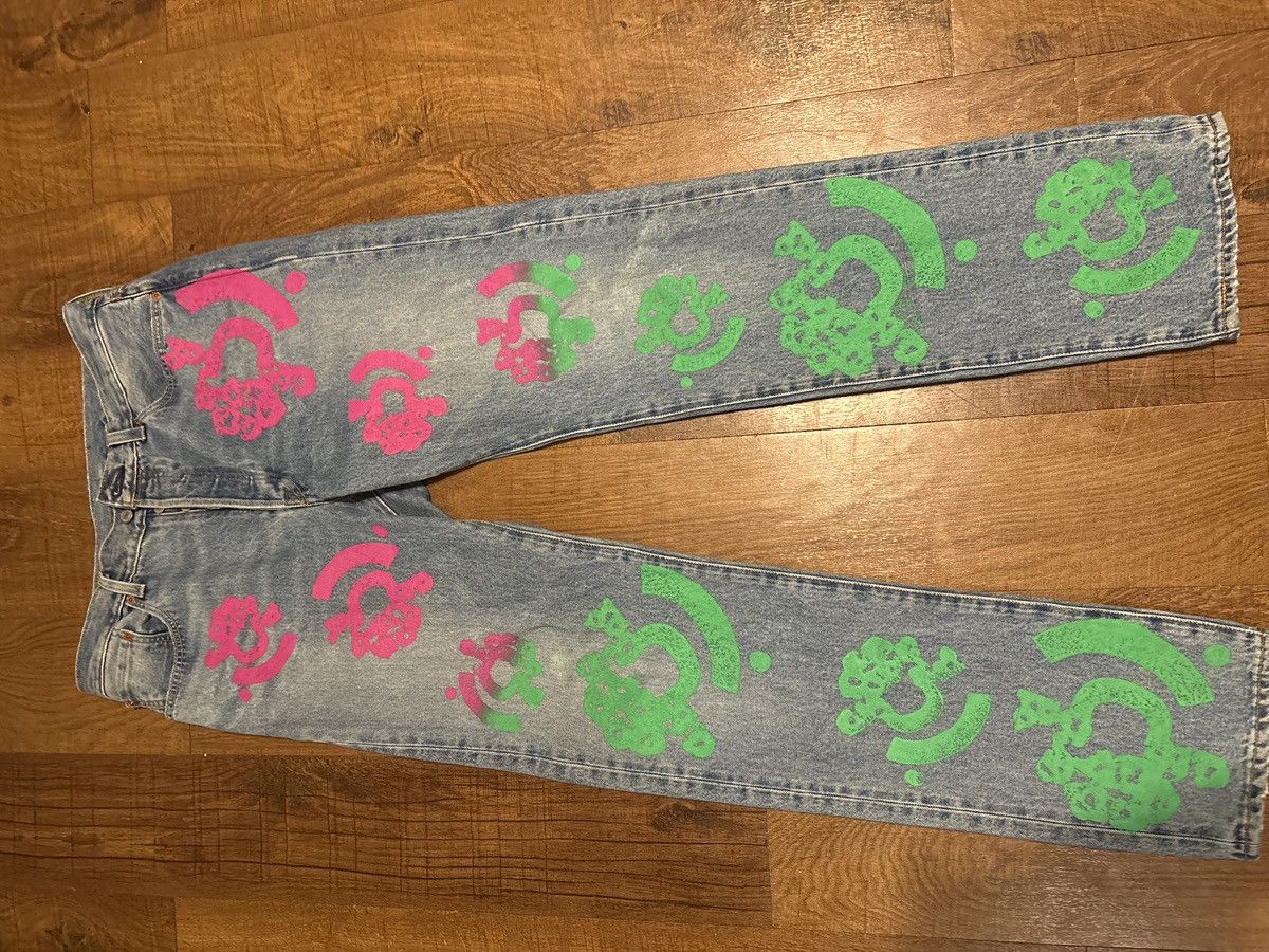 DENIM TEARS Denim Tears Bstroy Tears 501 Light Wash Jean Pink/Green Size 34" / US 12 / IT 48 - 6 Thumbnail