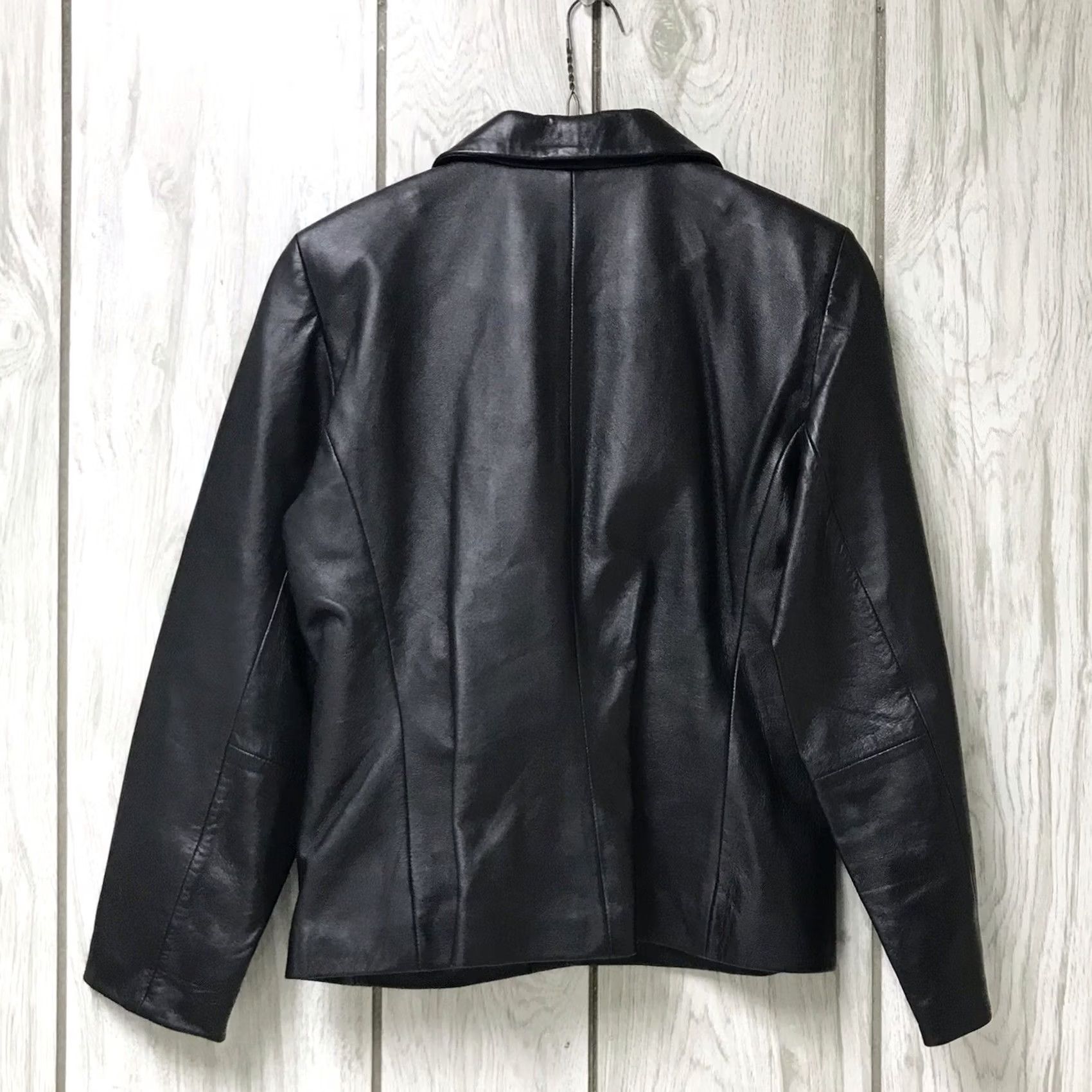 Vintage VINTAGE Margaret Godfrey Women Leather One-Button Motorcycle Biker Jacket 10 Black Long Sleeve Pocketed 80s 90s Fashion Mens Womens Girls Size L / US 10 / IT 46 - 2 Thumbnail