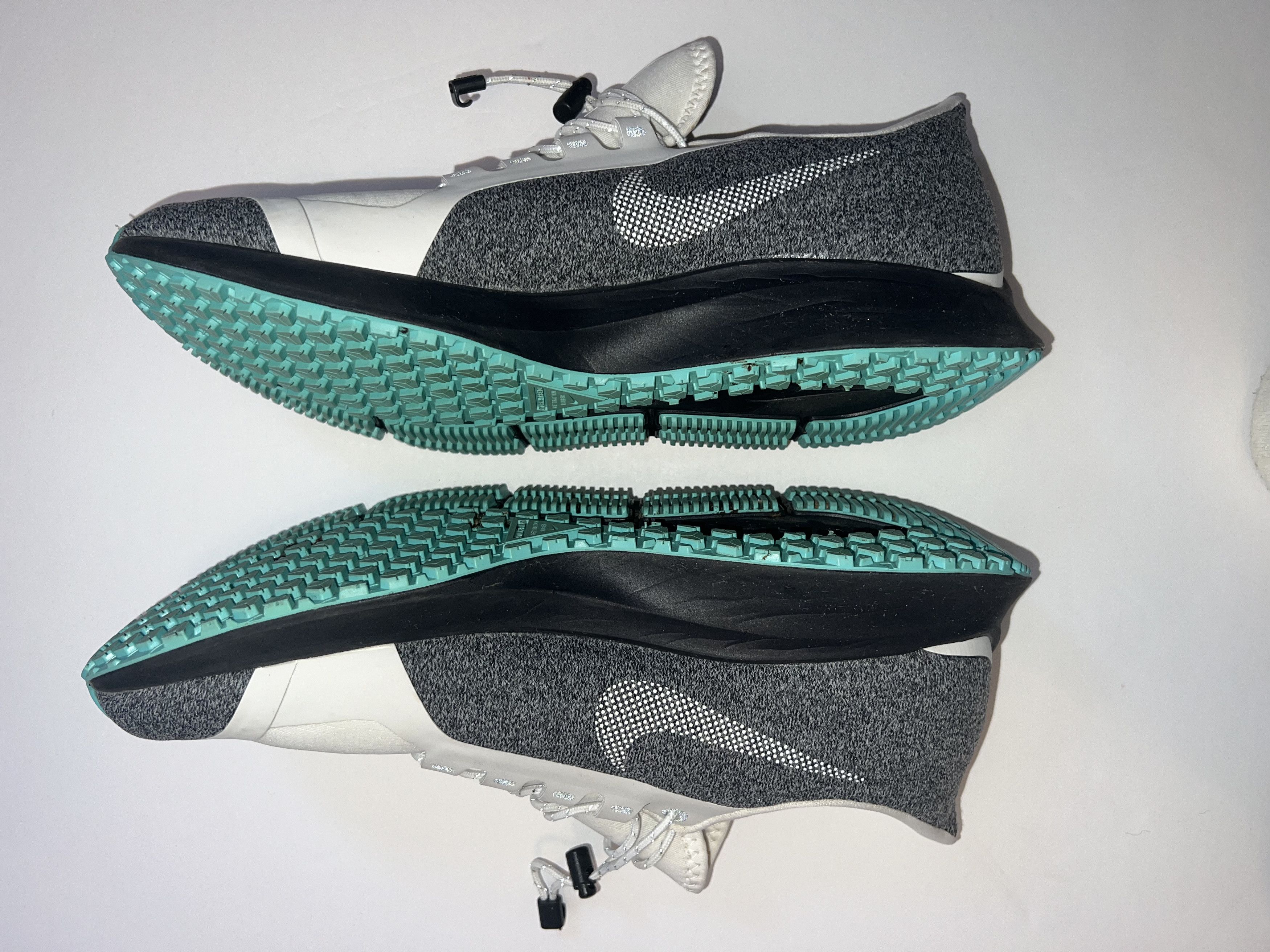 Nike Wmns Air Zoom Pegasus 35 Run Shield 'Oil Grey' Size US 10 / IT 40 - 4 Thumbnail